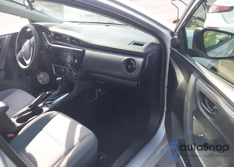 2017 Toyota Corolla L z USA, uszkodzony, nr VIN 2T1BURHE1HC946420